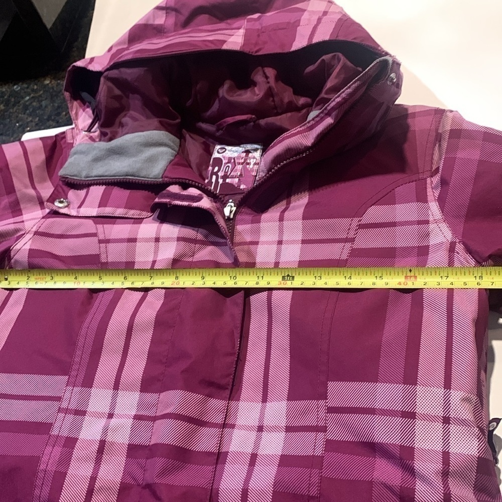 Roxy women’s hooded jacket. Purple plaid. Size small - Picture 6 of 9